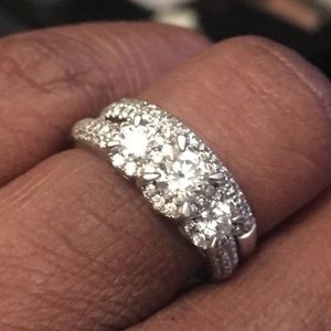 Bridal set, 14 carat white gold. Size 7 1/2